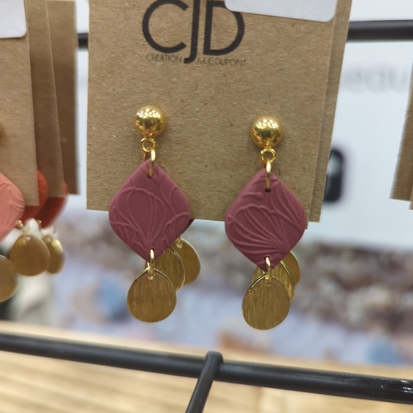Boucles d'oreilles pendentif argile et laiton (bo-1819)