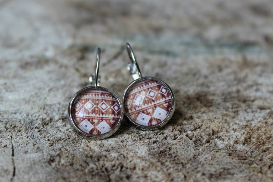 Petites merveilles motif aztec fond bois (bo-964)