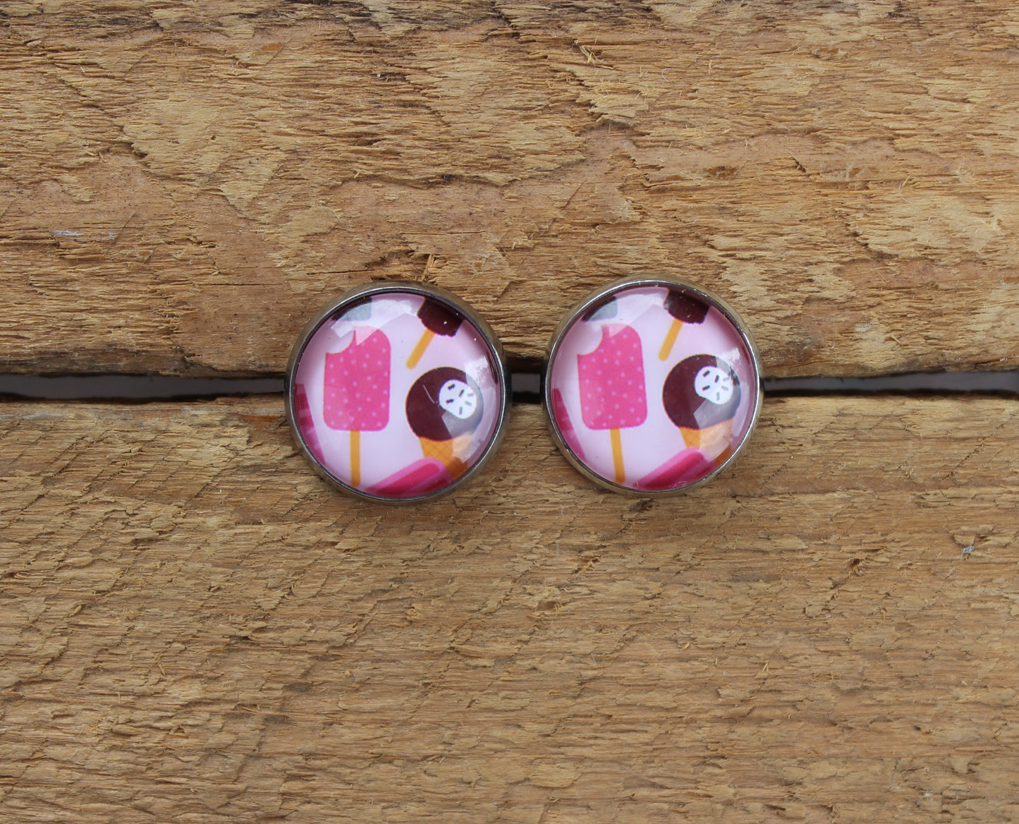 Petites merveilles popsicle fudge crème glacée // ice cream earrings // cute glass cabochon (BO-1596)
