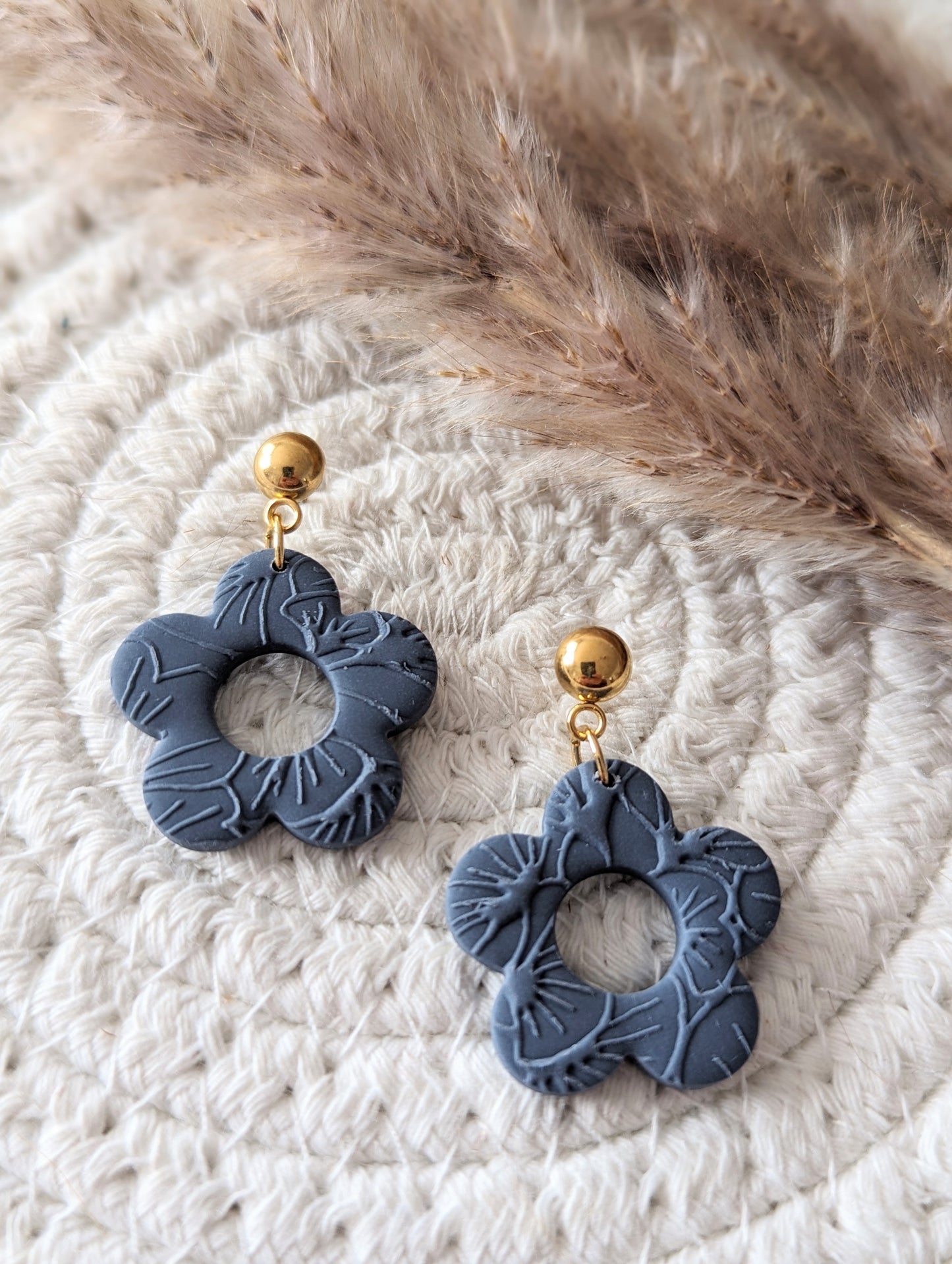 Boucles d'oreilles stud acier inoxydable et pendentif fleur en argile polymère (BO-1855)