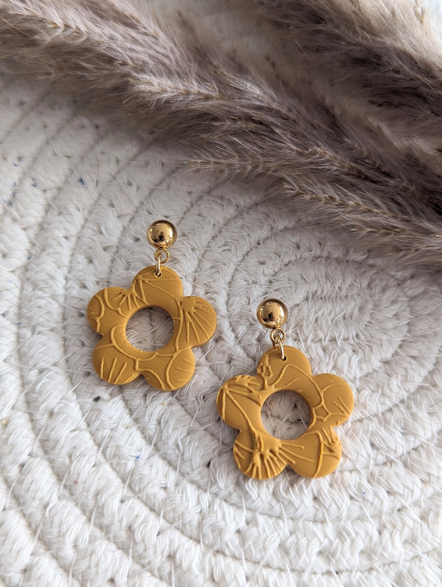Boucles d'oreilles stud acier inoxydable et pendentif fleur en argile polymère (BO-1855)