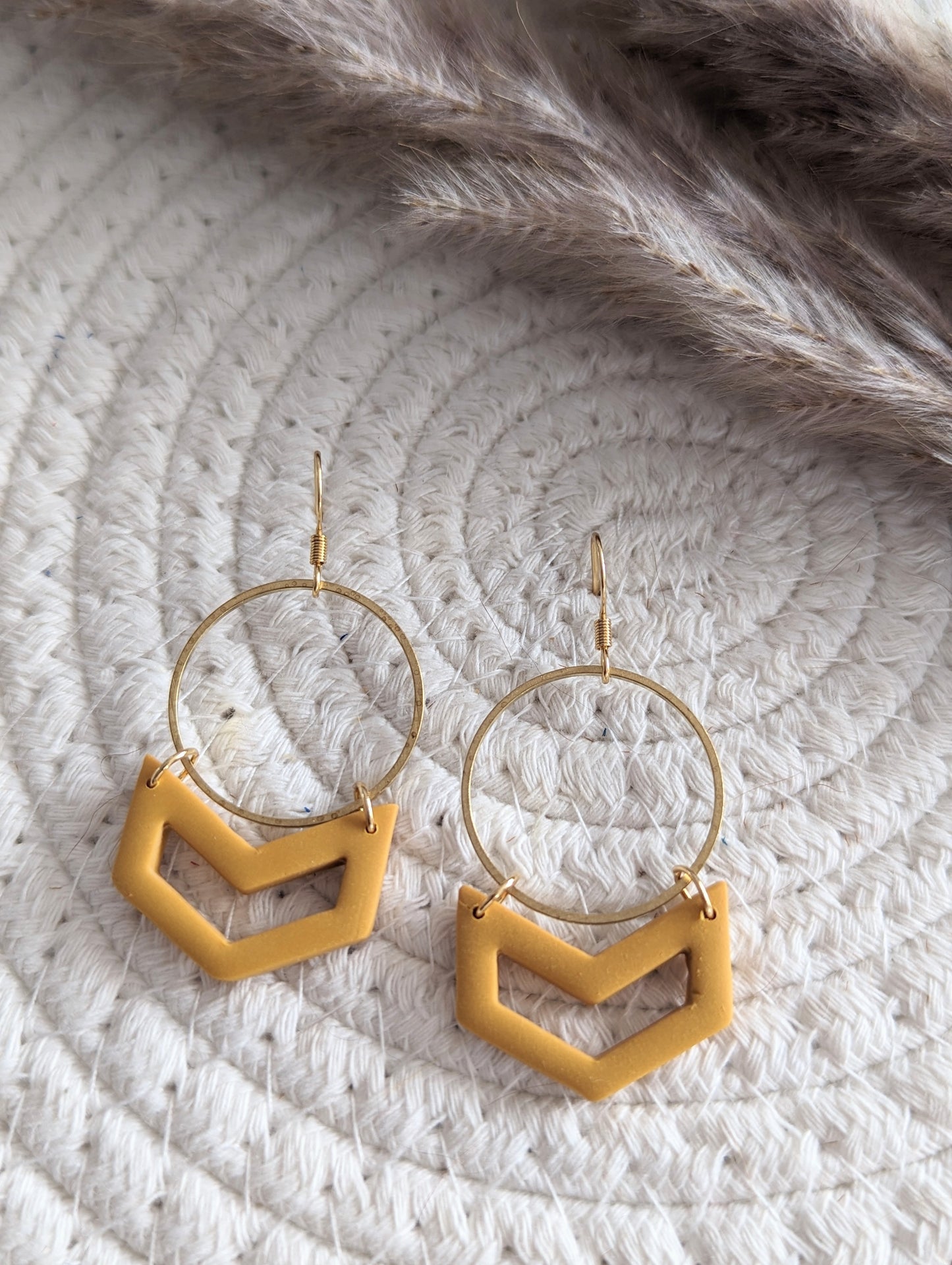 Boucles d'oreilles crochet acier inoxydable et pendentif en argile polymère (BO-1856)