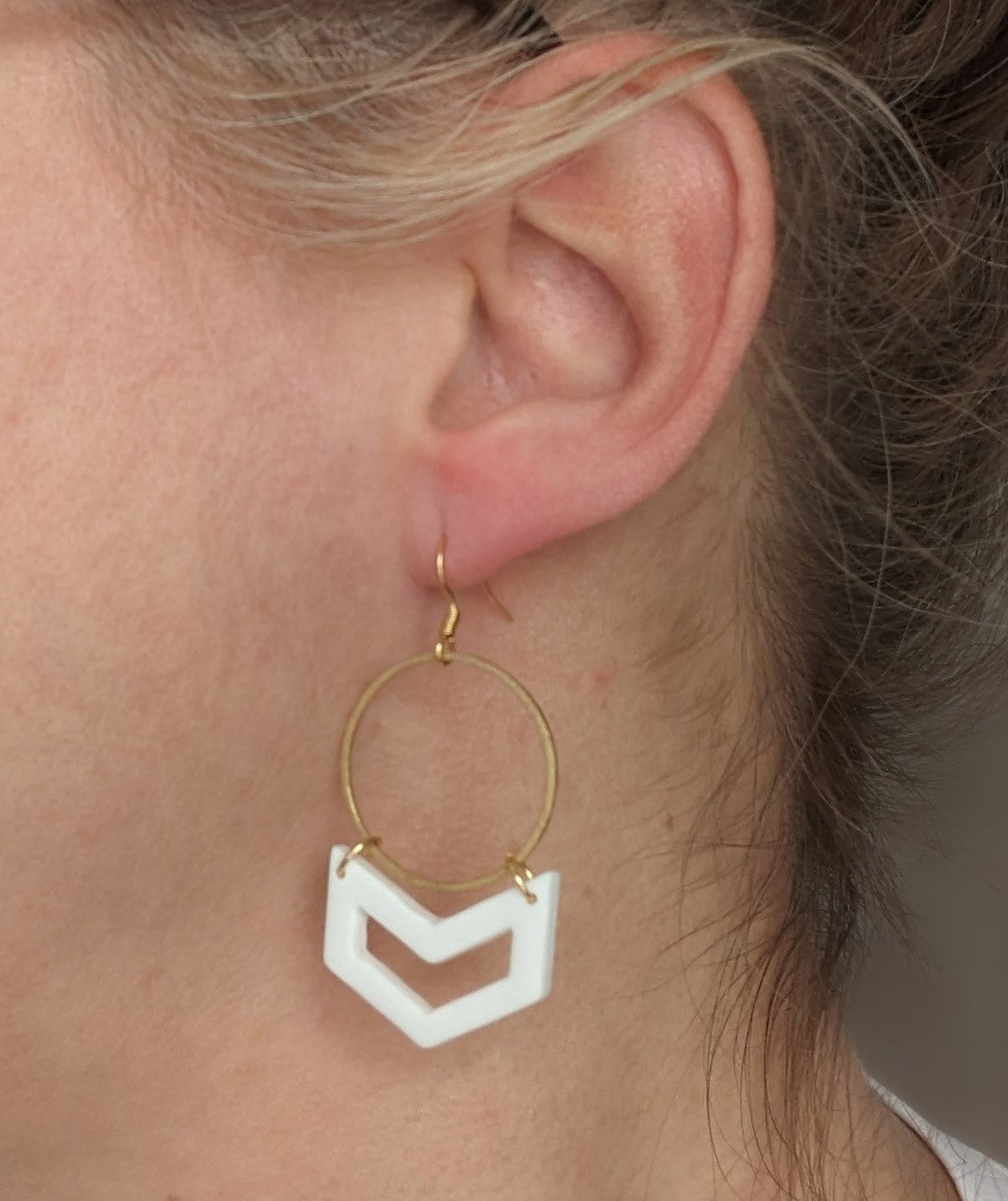 Boucles d'oreilles crochet acier inoxydable et pendentif en argile polymère (BO-1856)