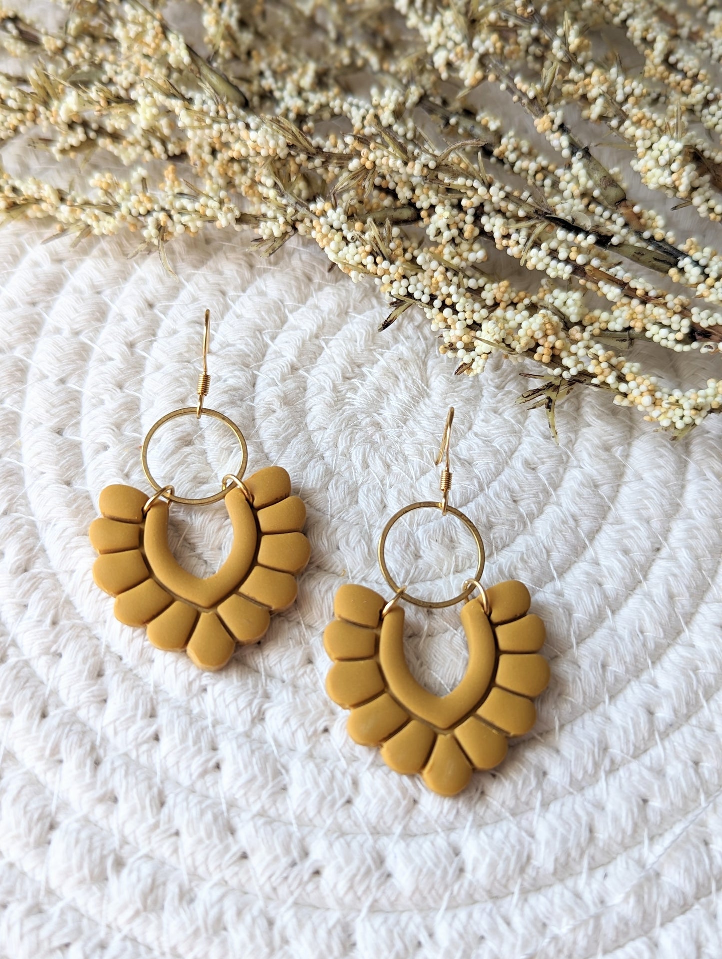 Boucles d'oreilles argile polymère pendentif fleur BO-1809)