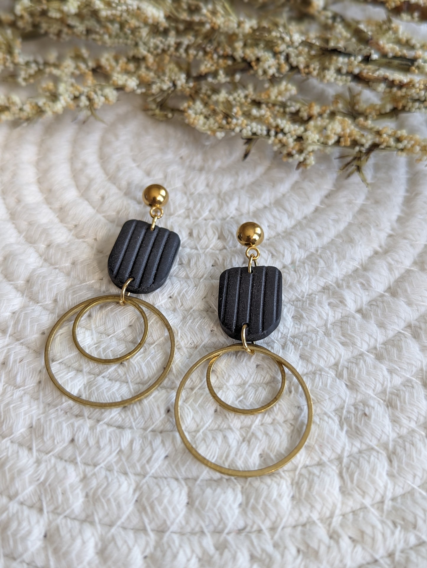 Boucles d'oreilles pendentif en argile polymère et anneau en laiton (BO-1842)