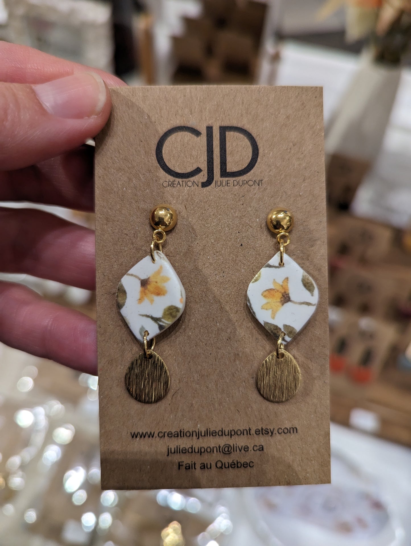 Boucles d'oreilles pendentif argile et laiton (bo-1819)