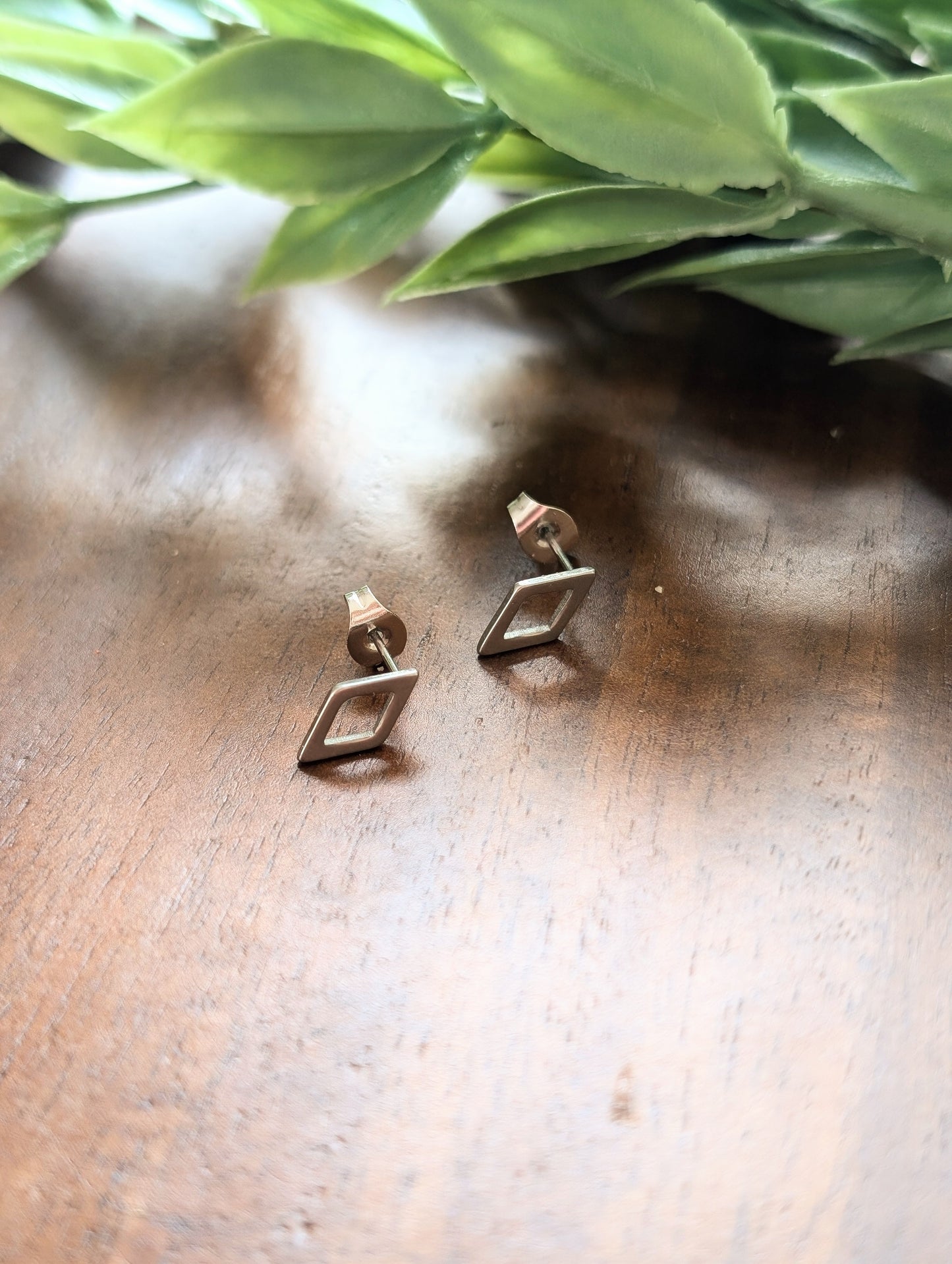 Boucles d'oreilles stud losange en acier inoxydable (BO-1891)