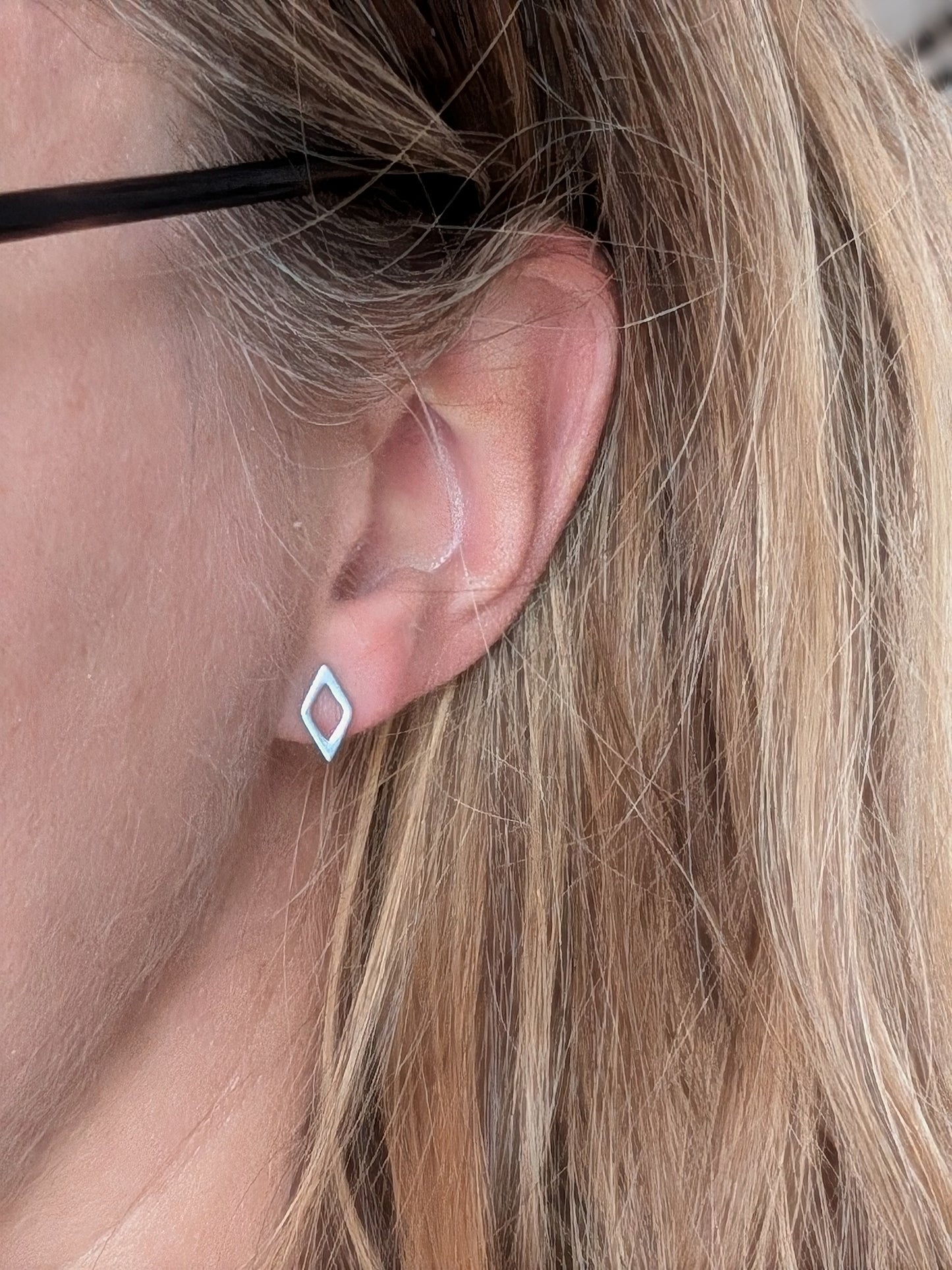 Boucles d'oreilles stud losange en acier inoxydable (BO-1891)