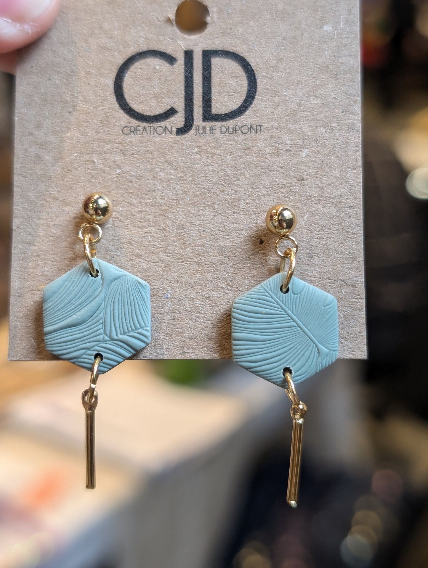 Boucles d'oreilles hexagone argile et laiton (BO-1897)
