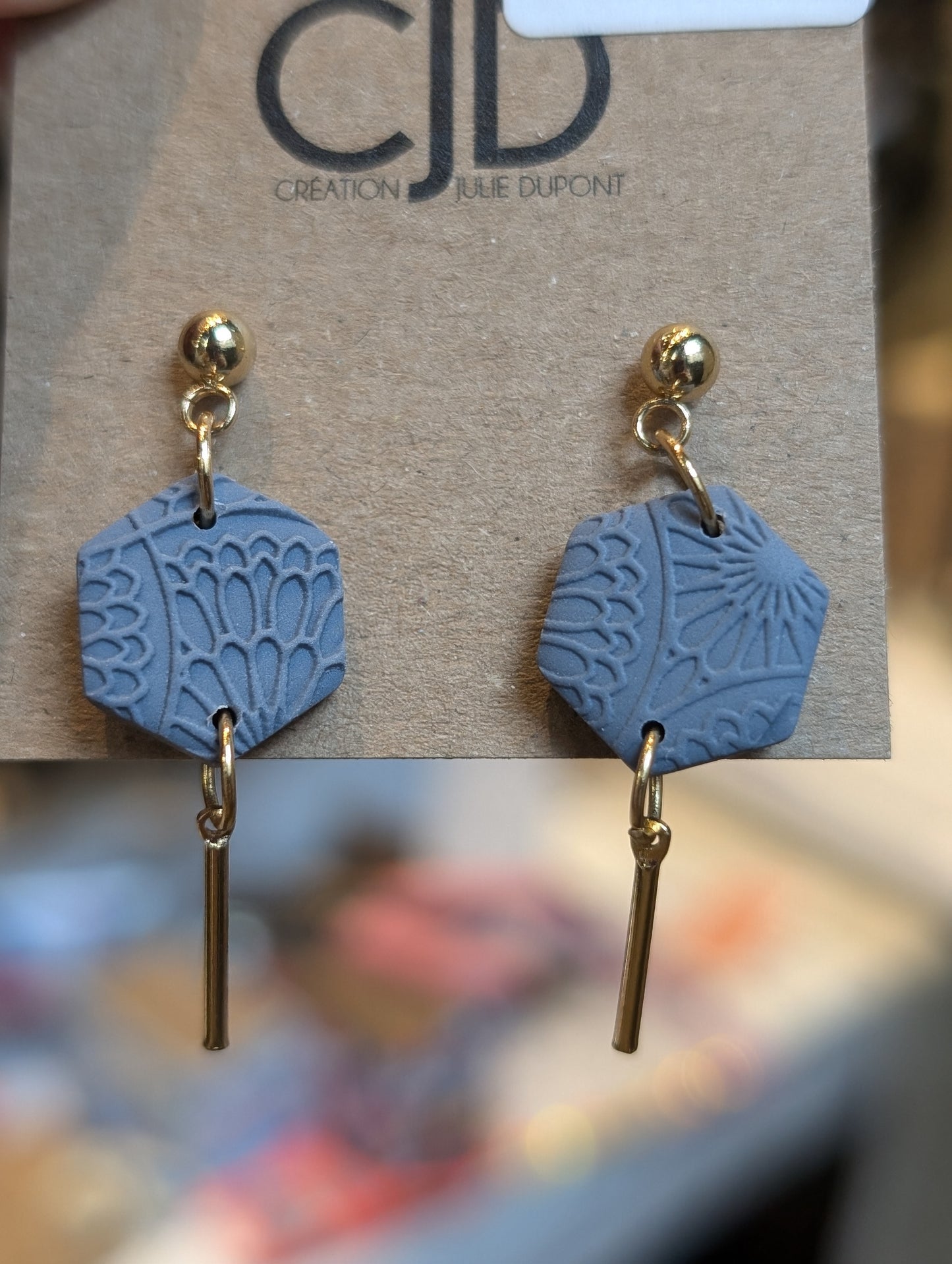 Boucles d'oreilles hexagone argile et laiton (BO-1897)