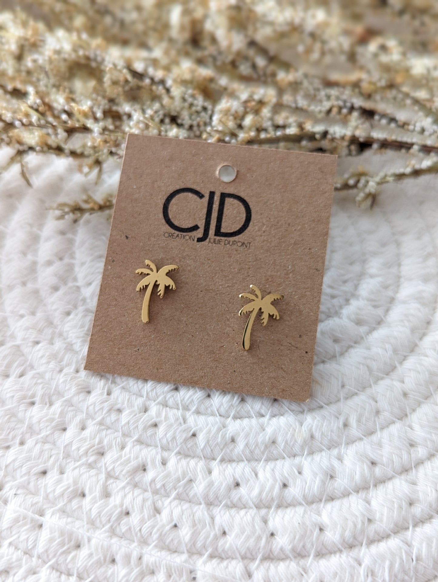 Boucles d'oreilles palmier // palm tree stud earrings // stainless steel earrings // minimalist jewelry // (bo-1647)