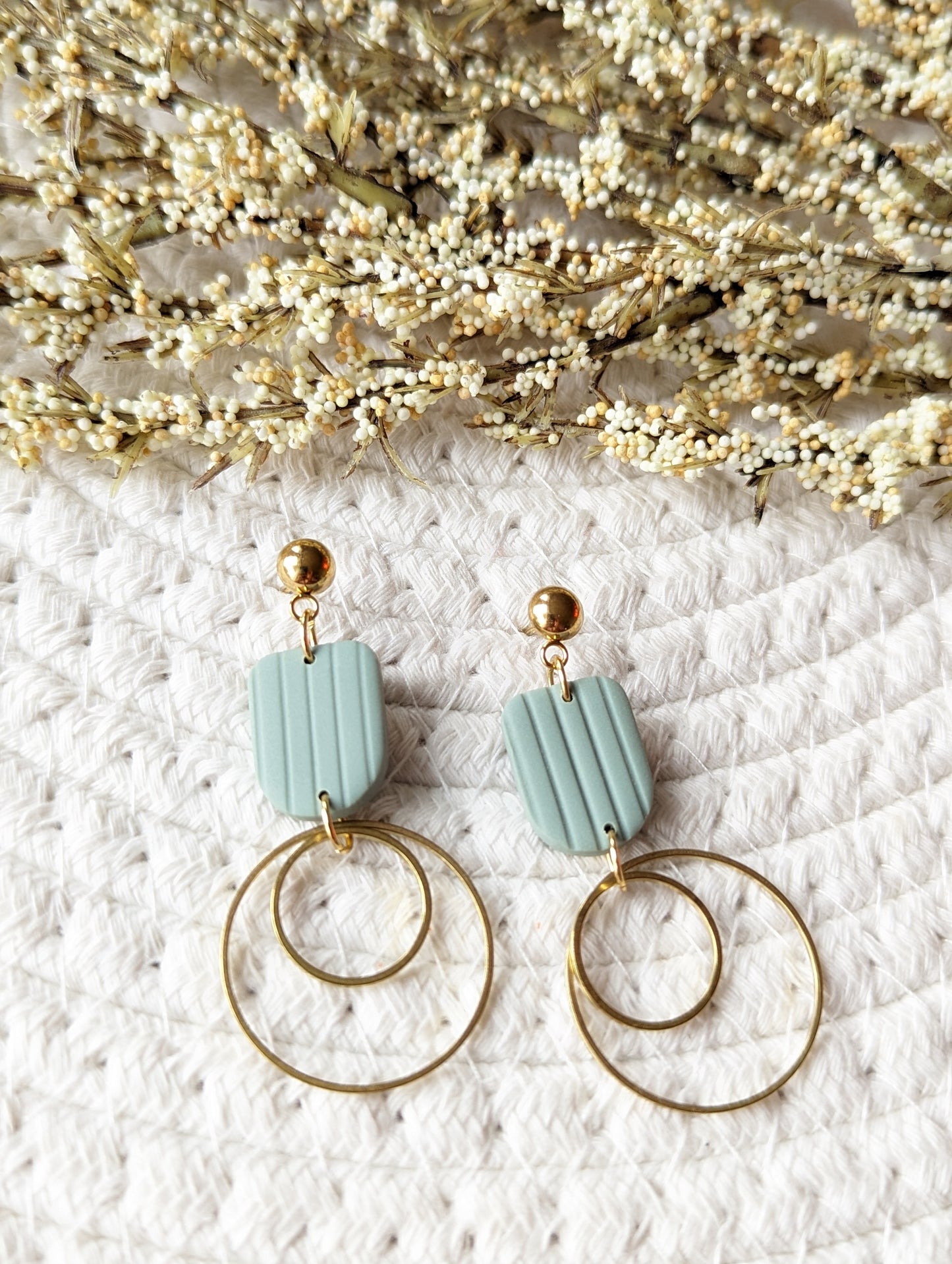 Boucles d'oreilles pendentif en argile polymère et anneau en laiton (BO-1842)