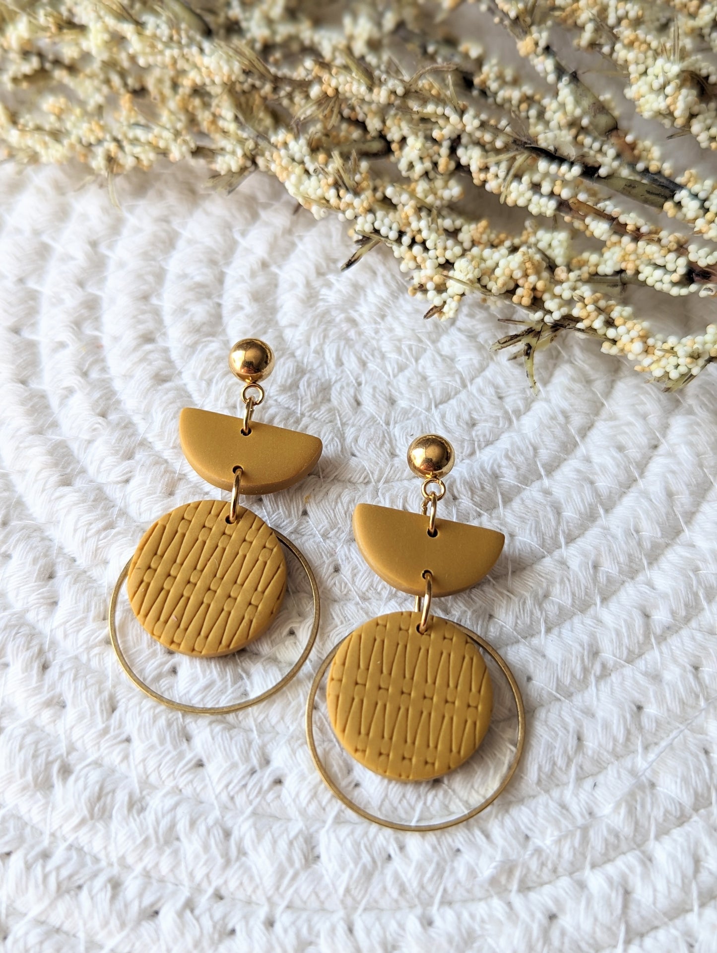 Boucles d'oreilles pendentif demi lune, anneau et pendentif rond en argile polymère (BO-1840