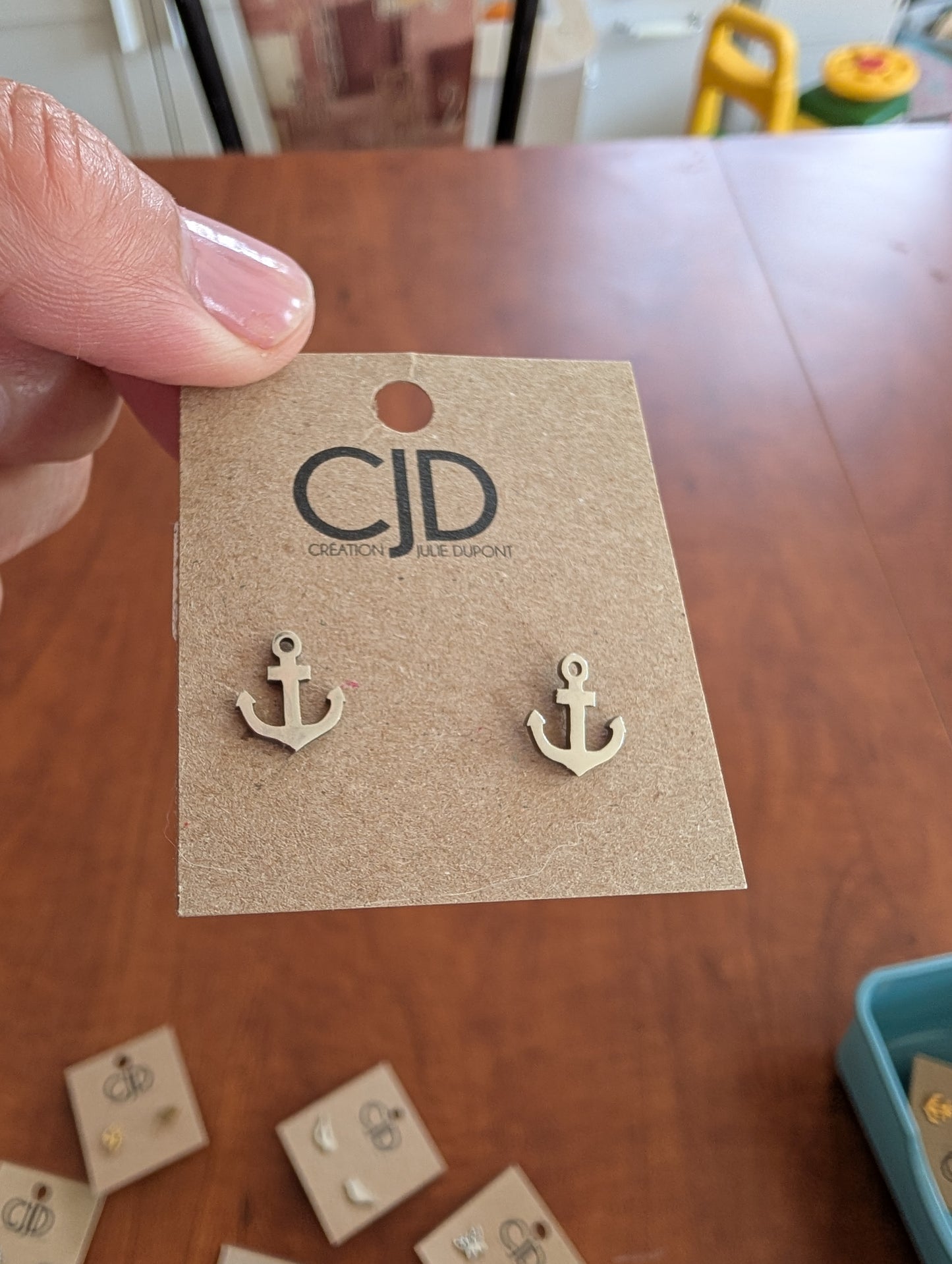 Boucles d'oreilles ancre de bateau doré // gold anchor stud earrings // stainless steel earrings // minimalist jewelry // (bo-1650)