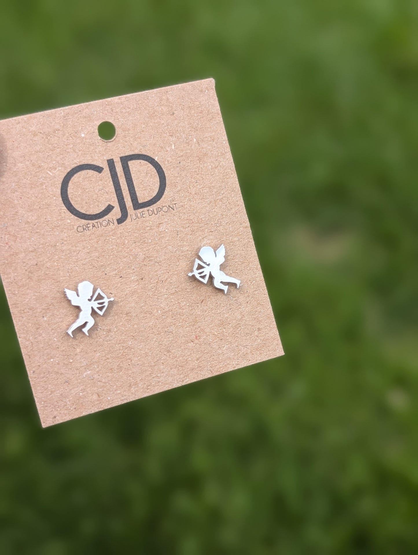 Boucles d'oreilles cupidon // cupid stud earrings // stainless steel earrings // minimalist jewelry