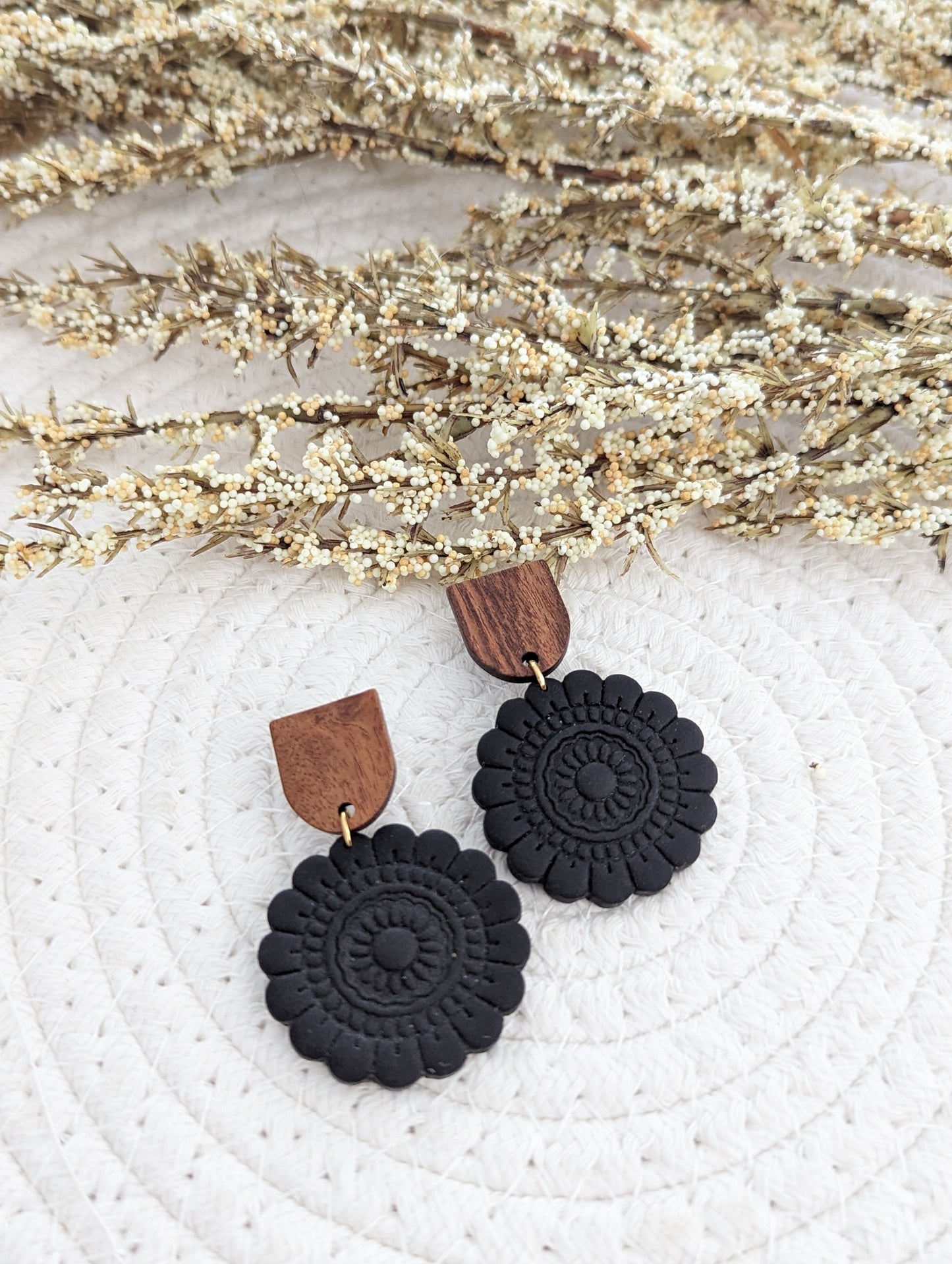 Boucles d'oreilles stud bois et pendentif en argile motif mandala (BO-1837)