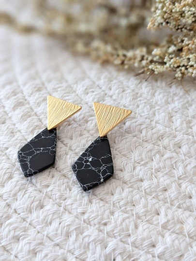 Boucle d'oreilles géometrique // stud doré // lozange marbre // (bo-1505)