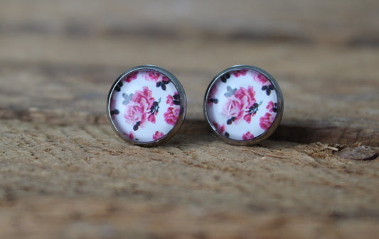 Petites merveilles fleurie // fleur rose // flower stud earrings // cute glass cabochon (BO-1529)