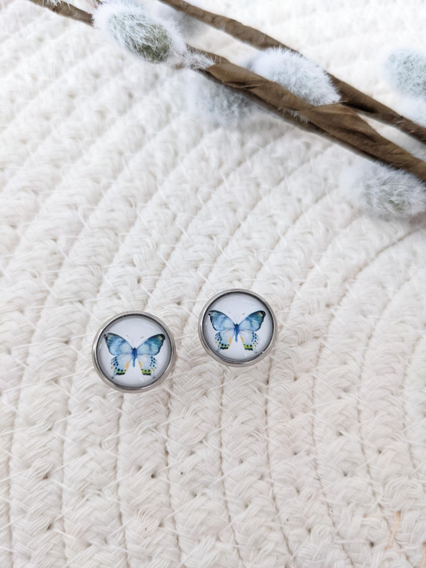 Petites merveilles papillon // butterfly glass cabochon earrings (BO-1686