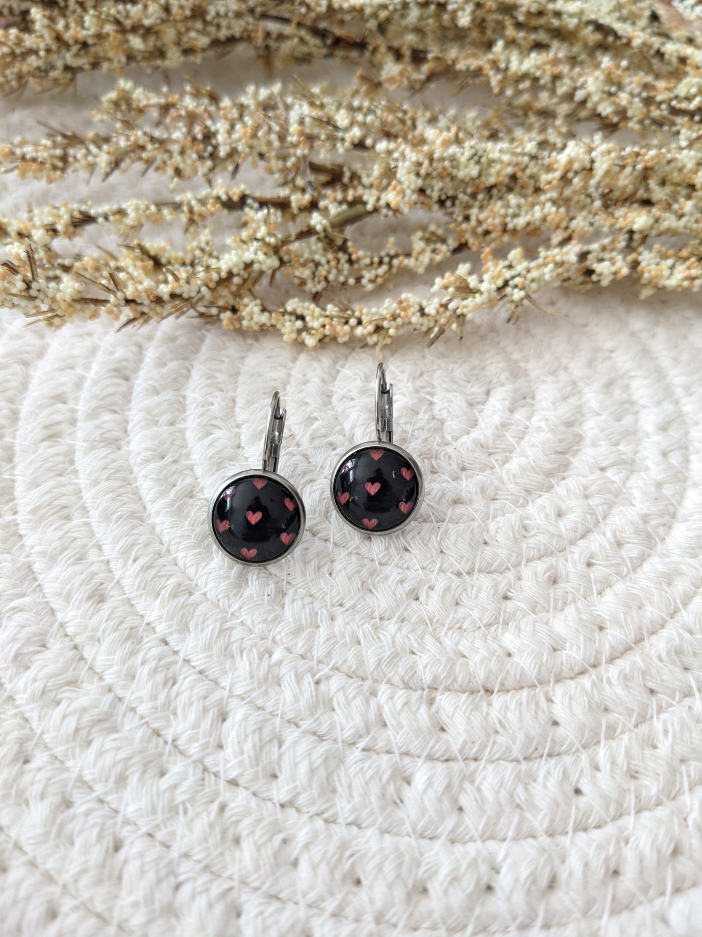 Petites merveilles mini coeur rouge fond noir (bo-1716)