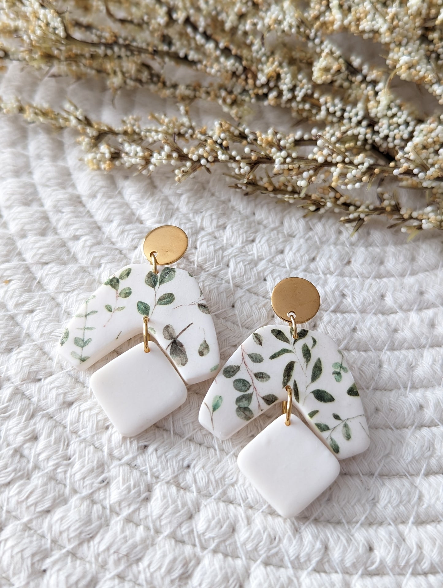 Collection florale | boucles d'oreilles en argile polymère (BO-1741)