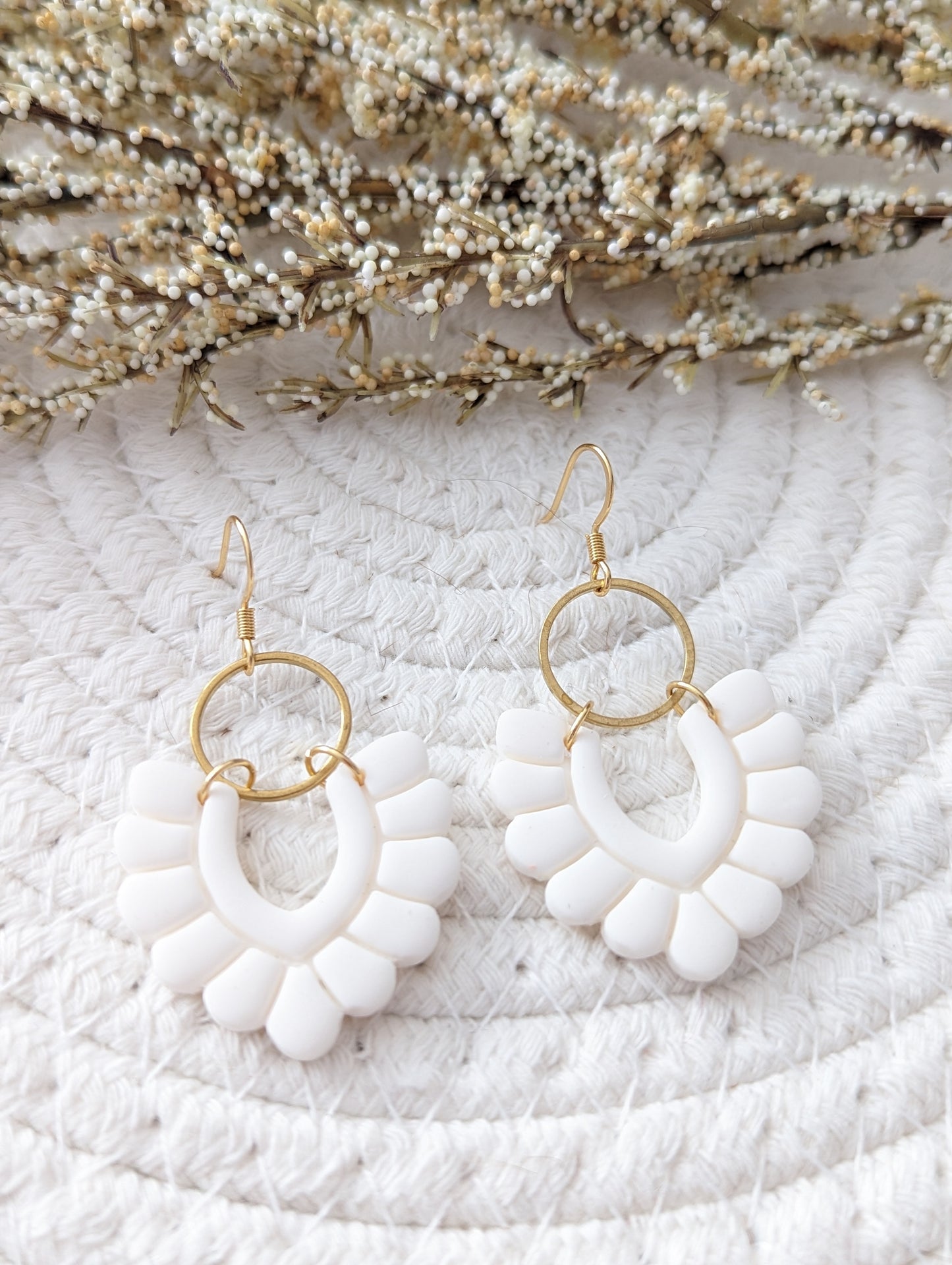 Boucles d'oreilles argile polymère pendentif fleur BO-1809)