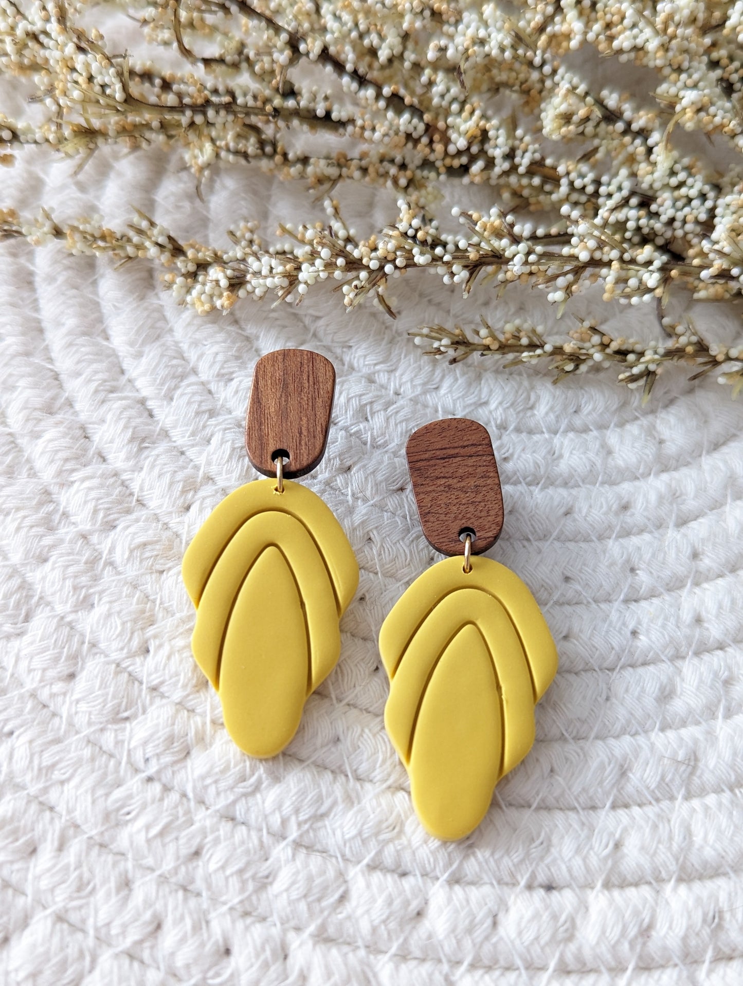 Stud ovale en bois et pendentif en argile ( bo-1811)