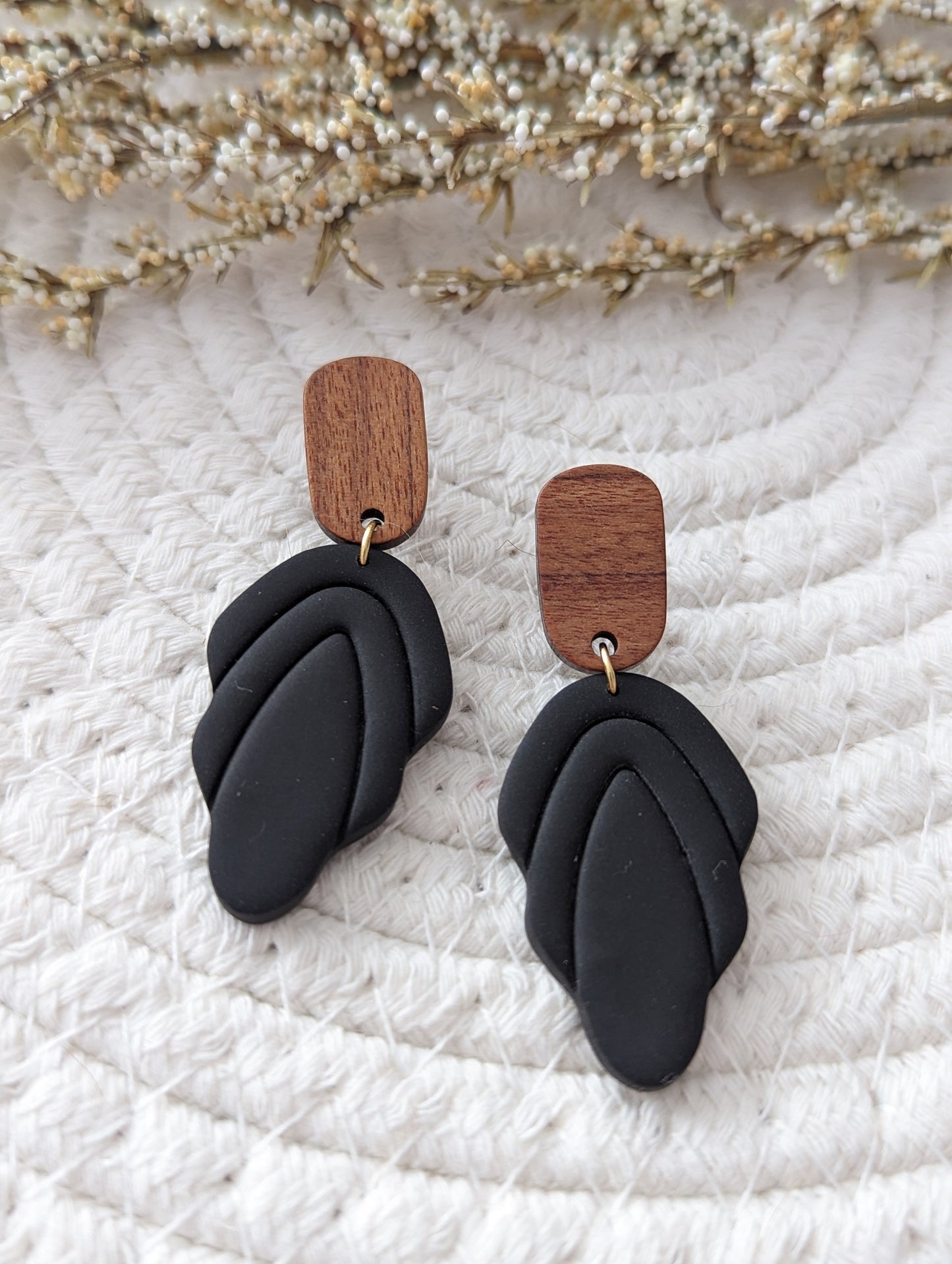 Stud ovale en bois et pendentif en argile ( bo-1811)