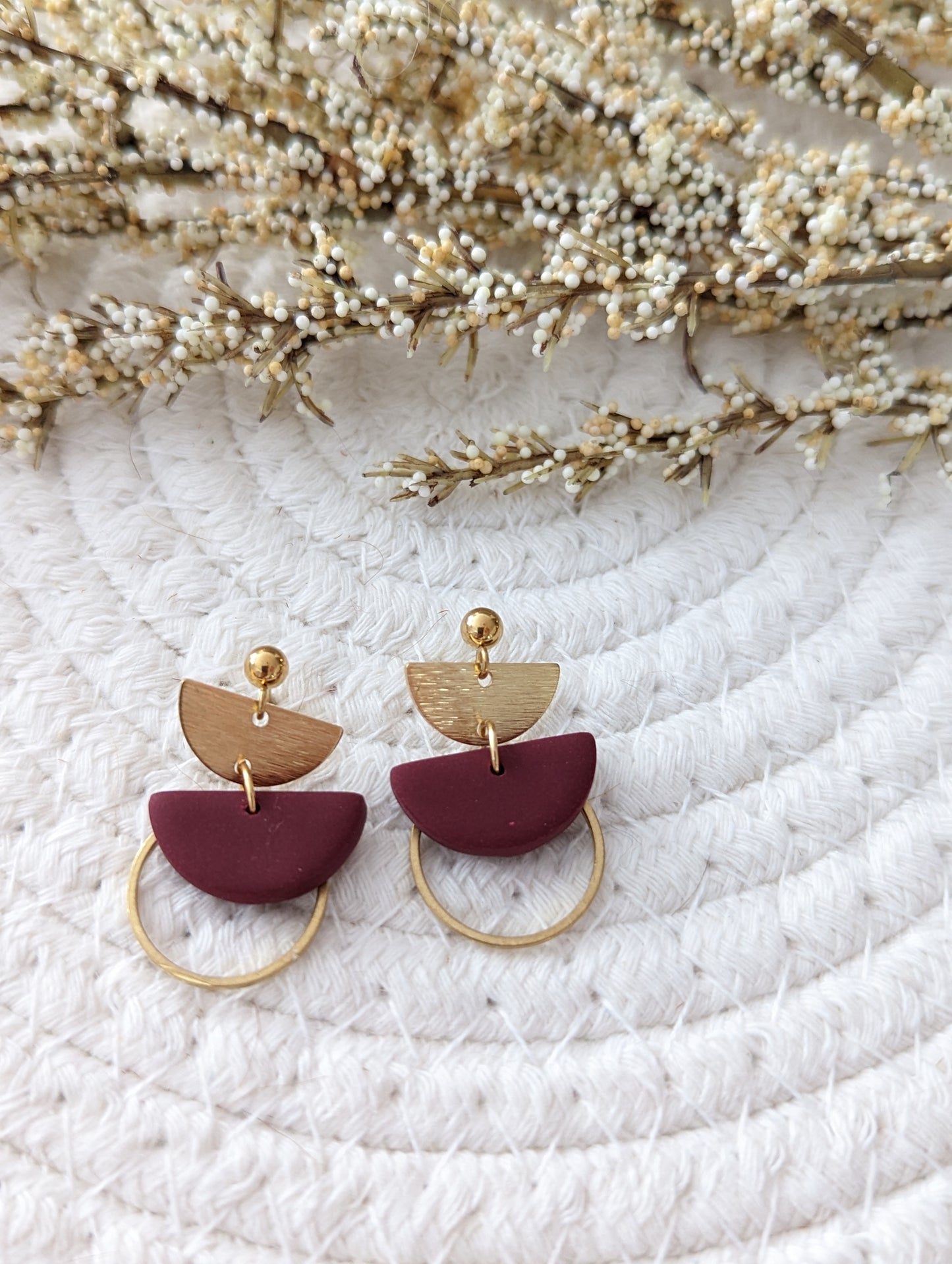 boucles d'oreilles demi-lune argile et laiton // half moon polymer clay earrings ( bo-1680)