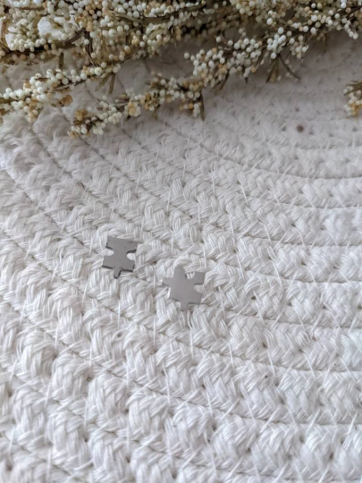 Boucles d'oreilles casse-tete // puzzle stud earrings // stainless steel earrings // minimalist jewelry // (bo-1710))