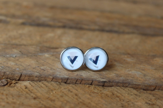 Petites merveilles triangle // triangle glass cabochon earrings // fait au quebec (BO-1362)