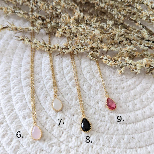 Collier minimaliste // acier inoxydable doré // teardrop pendant necklace // (co-169)