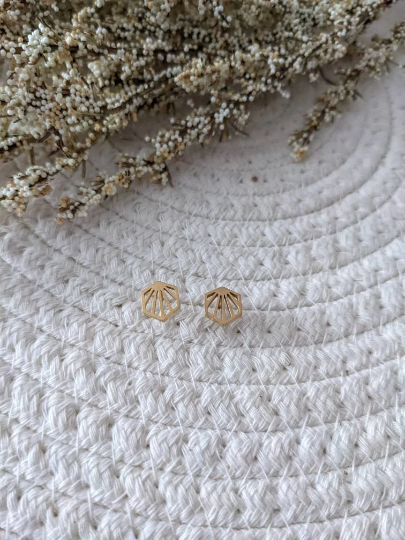 Boucles d'oreilles geometrique // geometric stud earrings // stainless steel earrings // minimalist jewelry // (bo-1703)