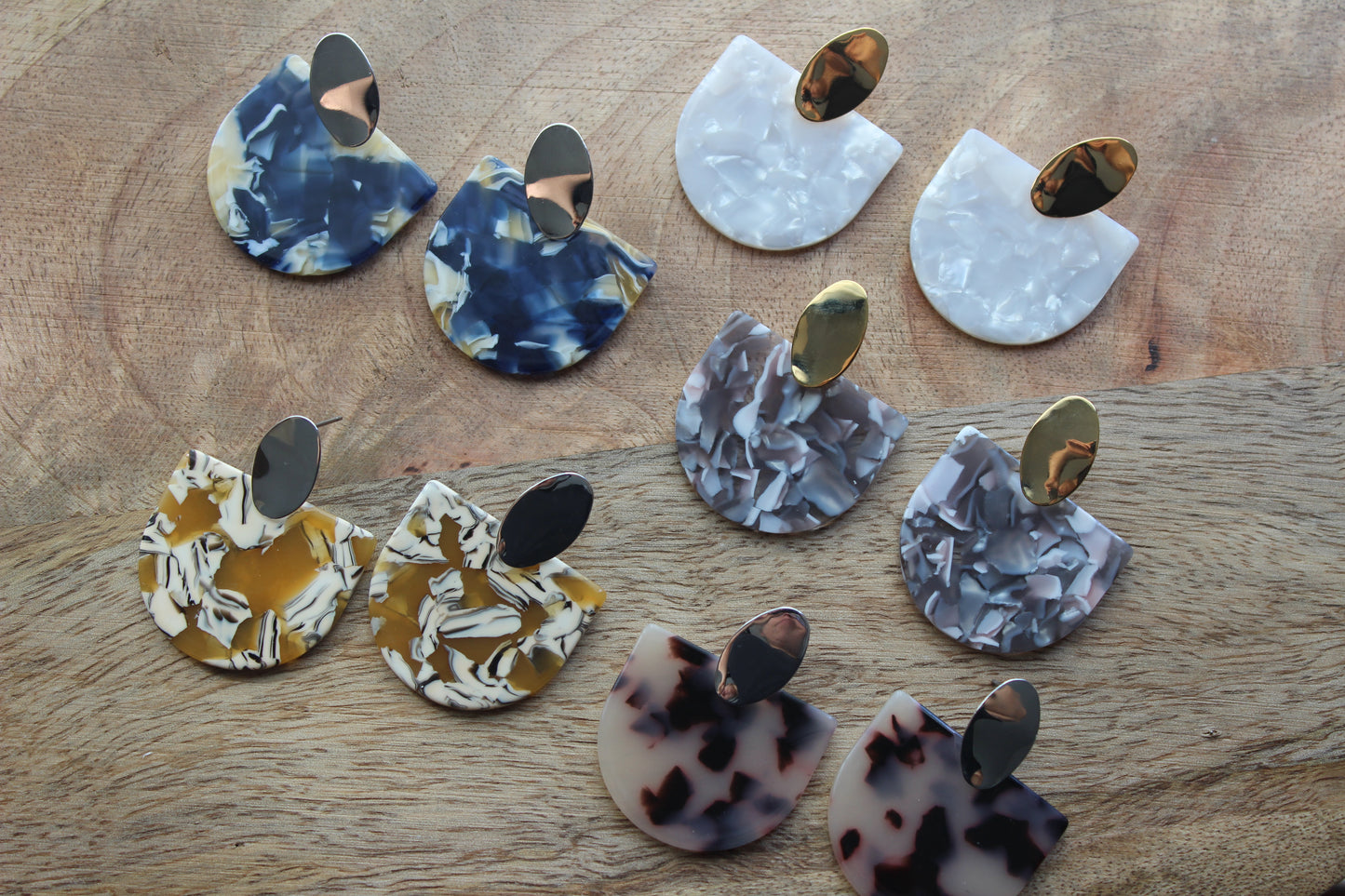 Boucles d'oreilles acrylique // demi lune acetate (bo-1553)
