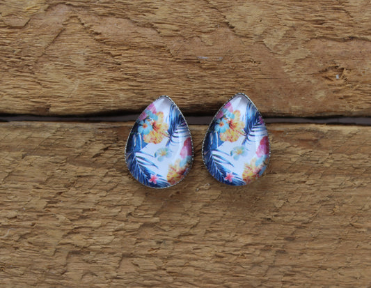 Petites merveilles fleurs tropicales // tropical flower teardrop earrings // Goutte d'eau // fait au quebec (BO-1591-G)