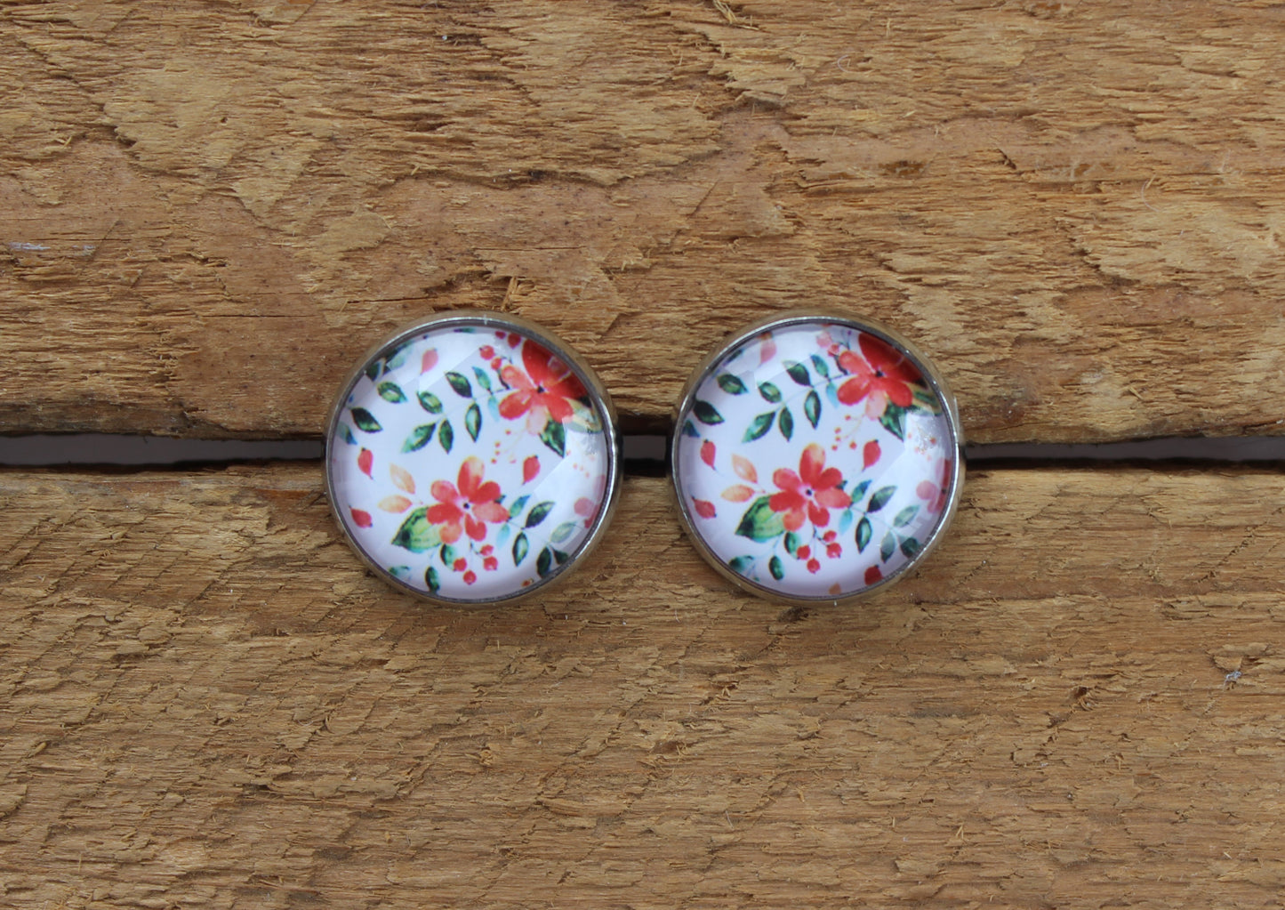 Petites merveilles fleurie // floral earrings // fleur orange // cute glass cabochon (BO-1599)