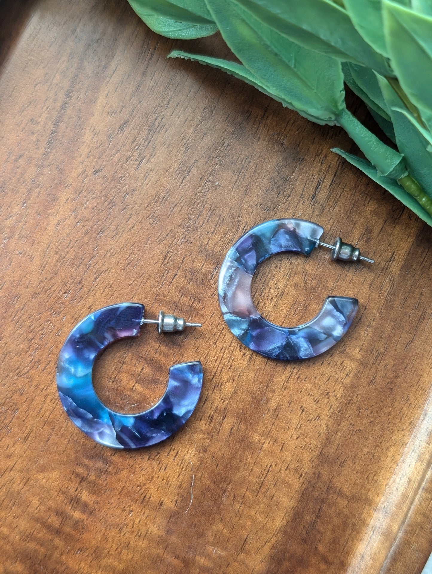 Boucles d'oreilles créoles en acetate (BO-1567-1)