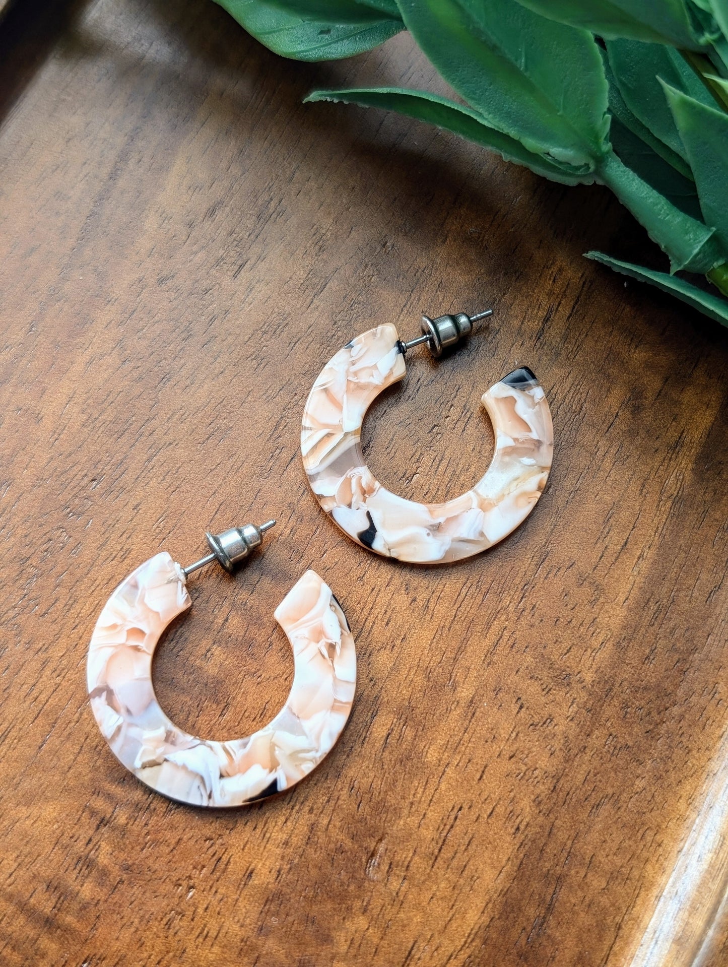 Boucles d'oreilles créoles en acetate (BO-1567-1)