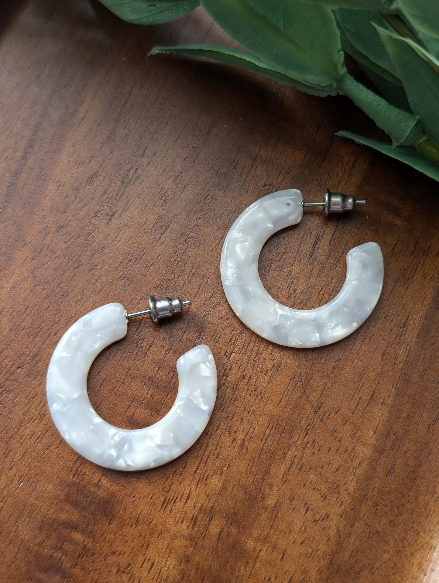 Boucles d'oreilles créoles en acetate (BO-1567-1)