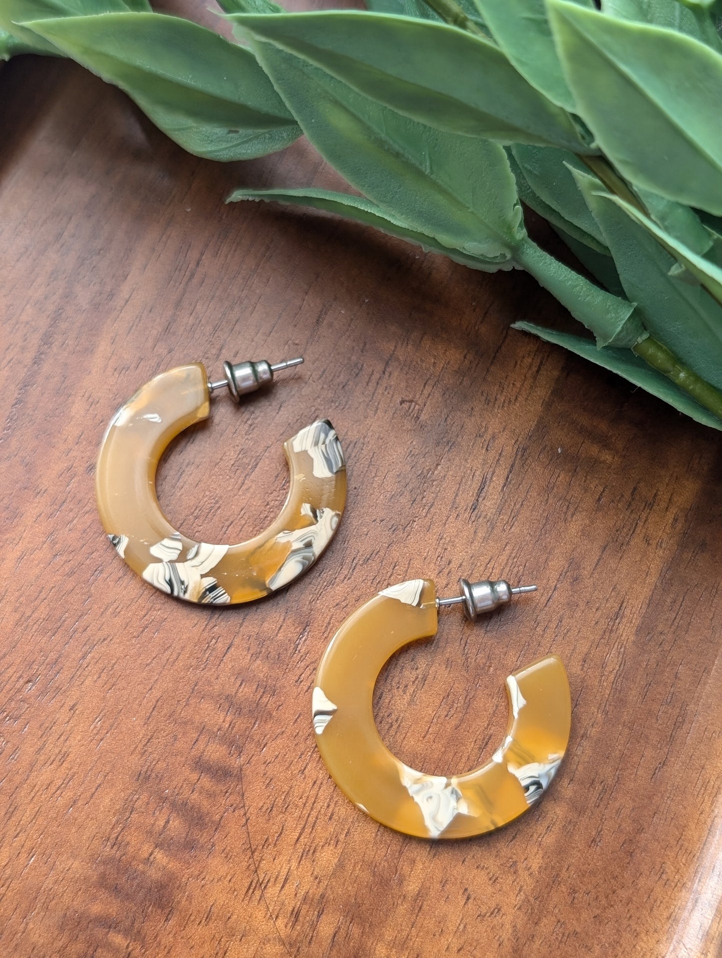 Boucles d'oreilles créoles en acetate (BO-1567-1)