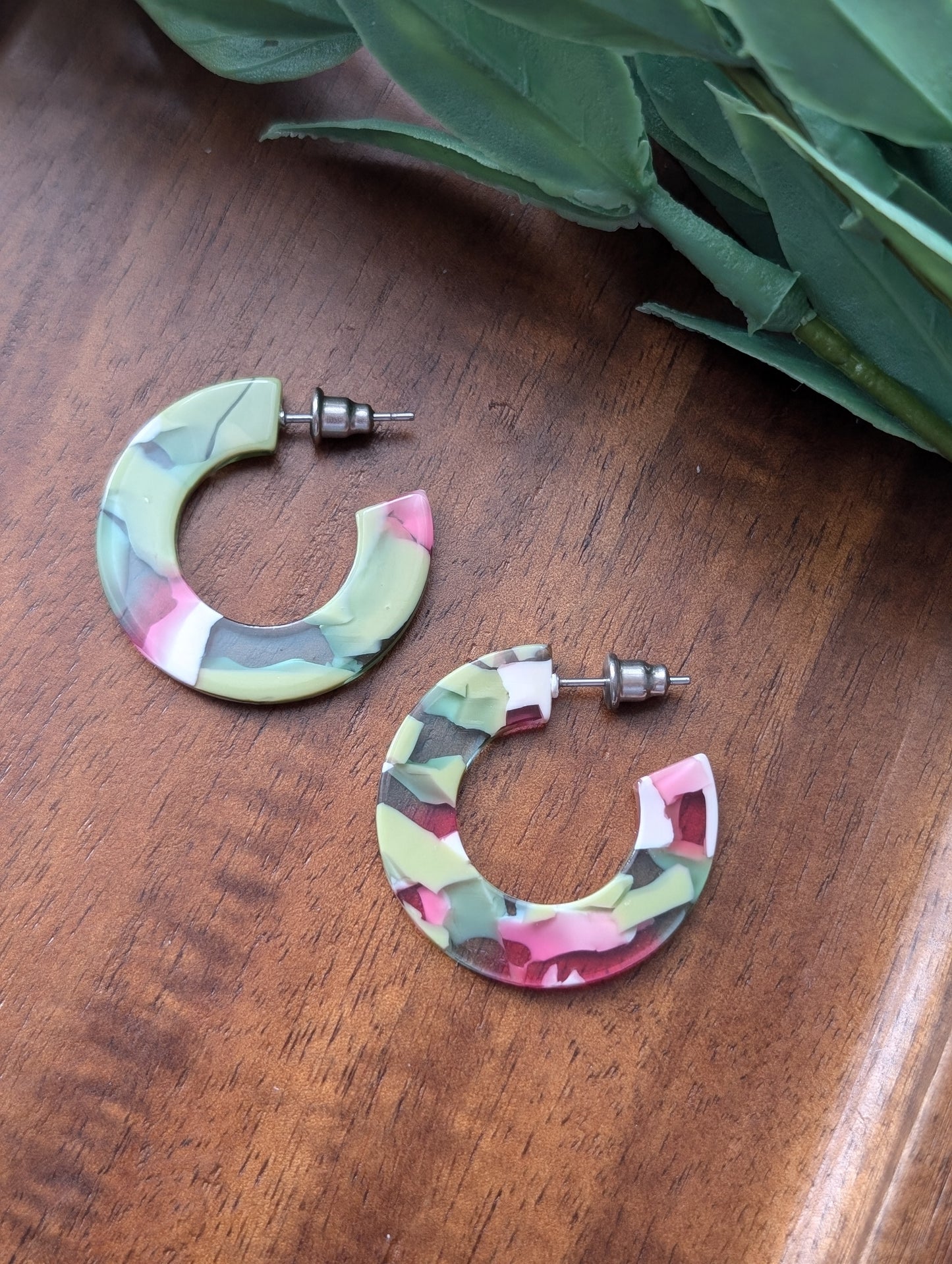 Boucles d'oreilles créoles en acetate (BO-1567-1)