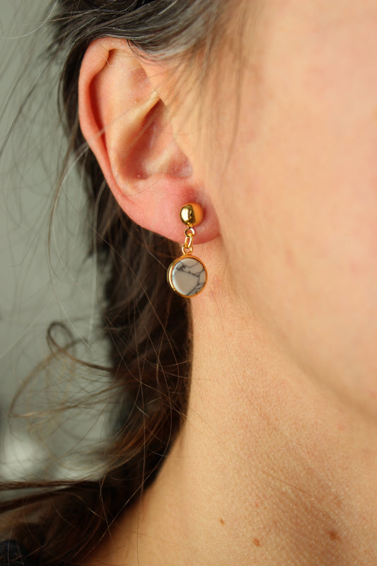 boucles d'oreilles minimalistes // rond marbre // (bo-1511)