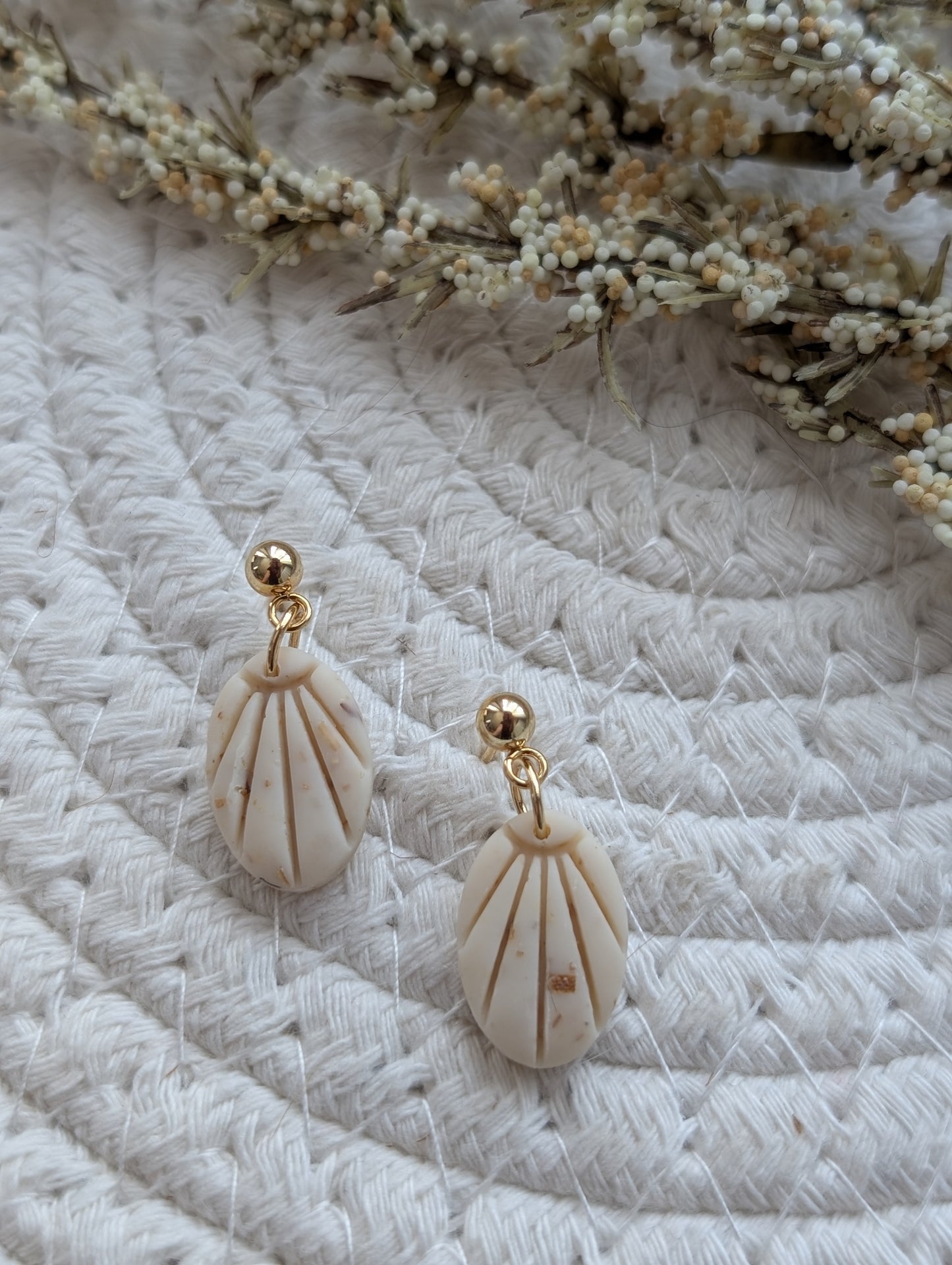 Boucles d'oreilles en argile polymère petit ovale (BO-1905)