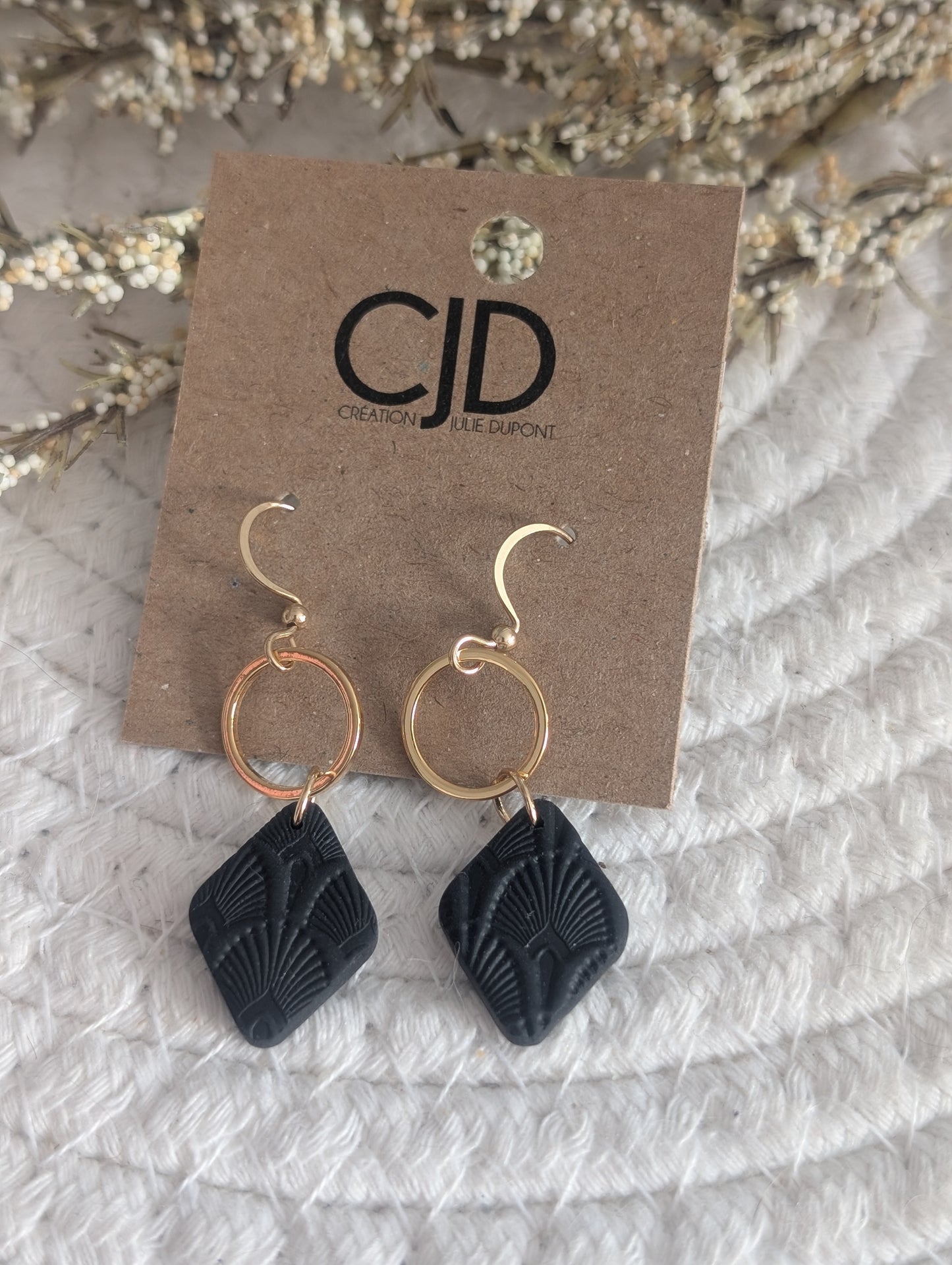 Boucles d'oreilles losange en argile polymère