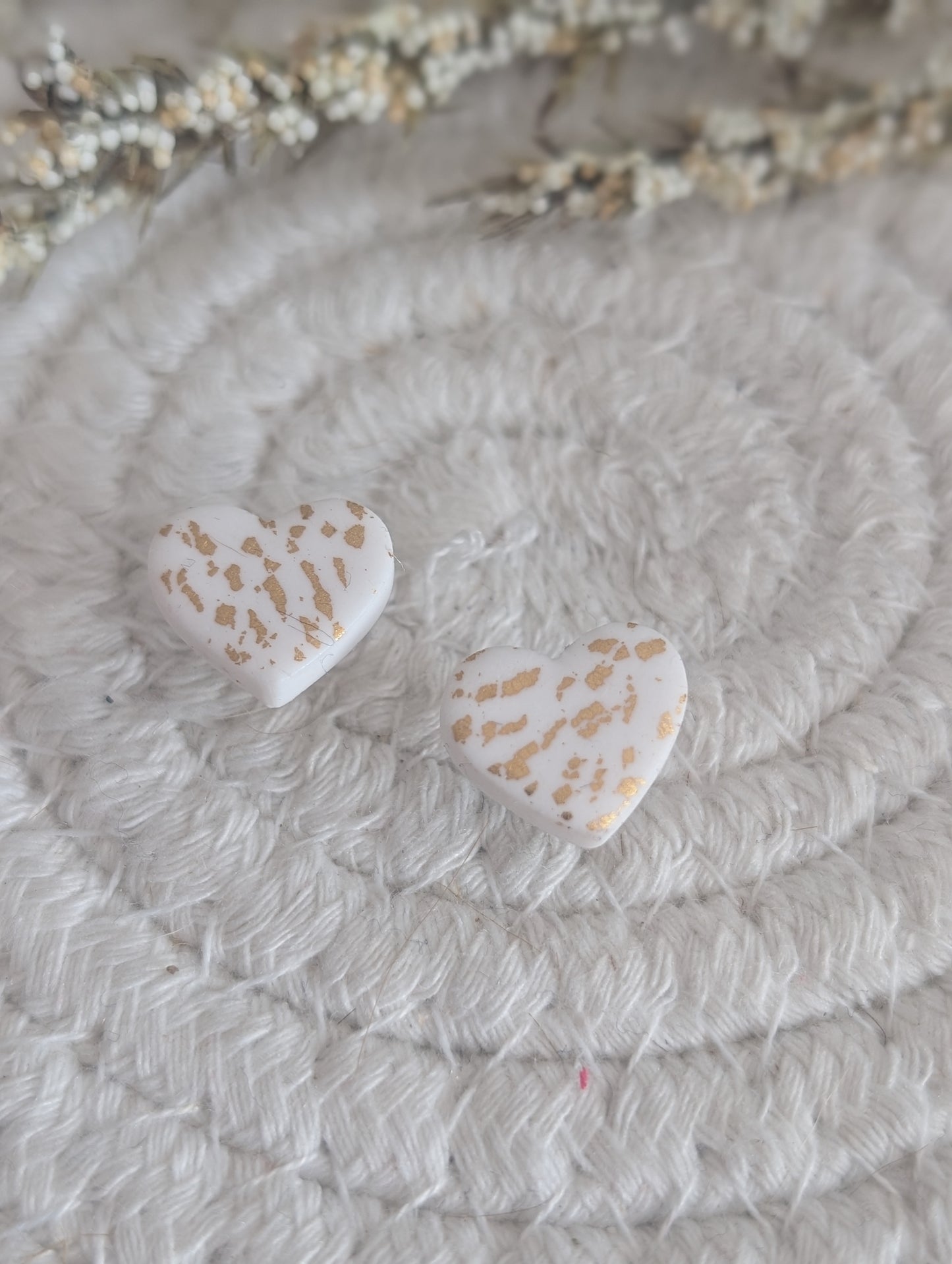Stud argile polymère coeur varié