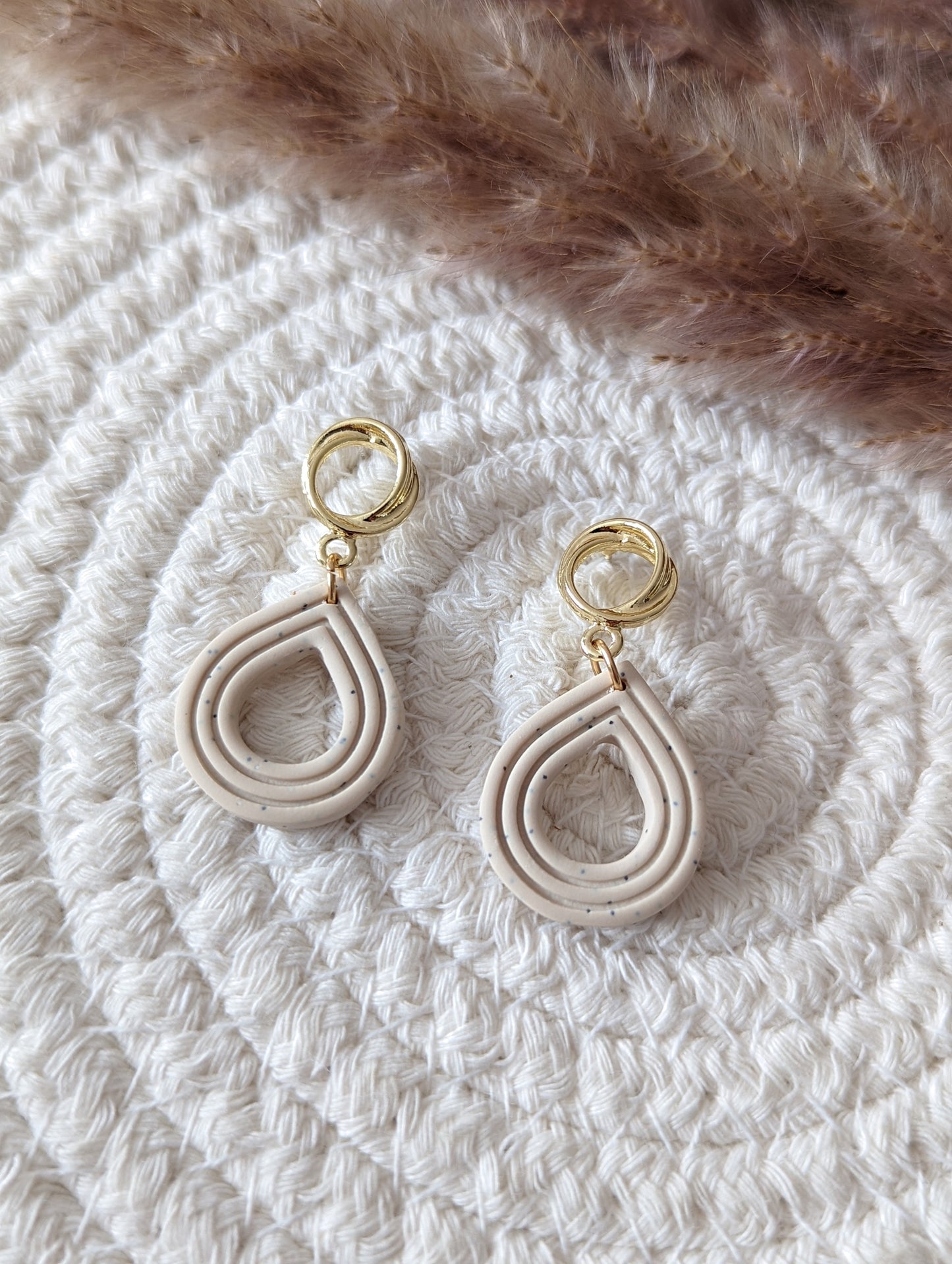 Boucles d'oreilles goutte argile polymère (BO-1749)