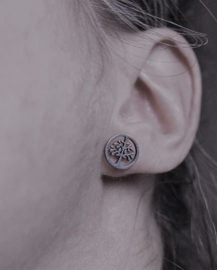 Boucles d'oreilles arbre de vie // tree of life stud earrings // stainless steel earrings // minimalist jewelry // (bo-1620)
