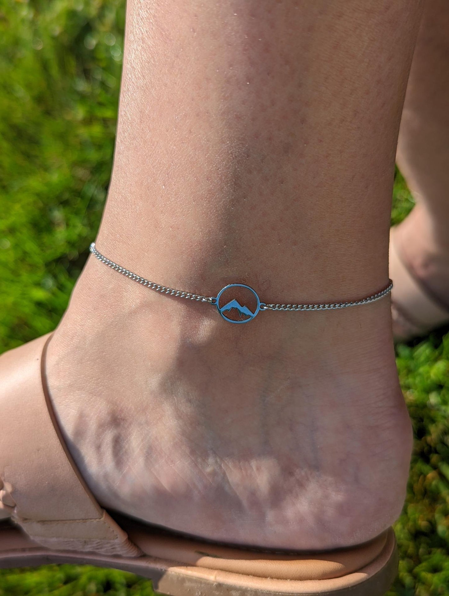 Chaine de cheville montagne rond en acier inoxydable | anklet round mountain stainless steel (CH-11)